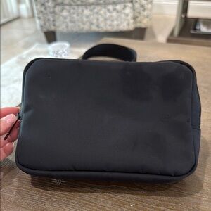 BEIS Black Crossbody Bag with Structured Design